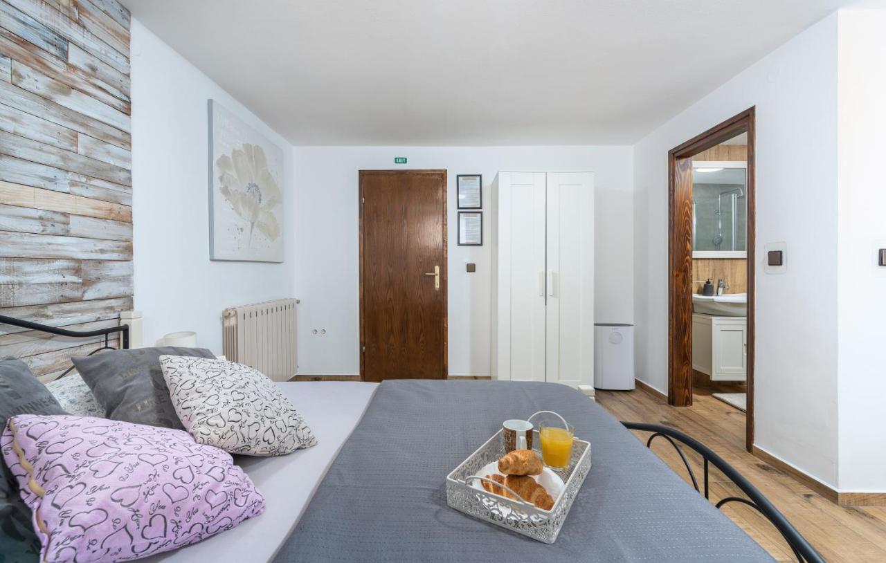 Apartments Ariana Умаг Экстерьер фото